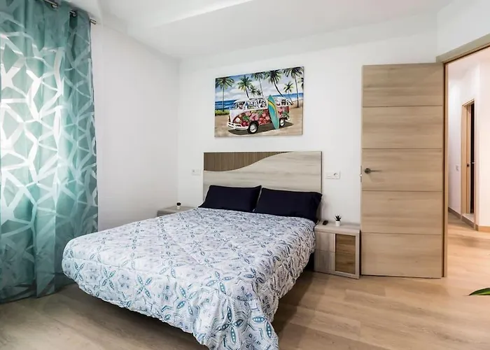 Lujo Parking, Proyector, Maquinita Y Patinetes